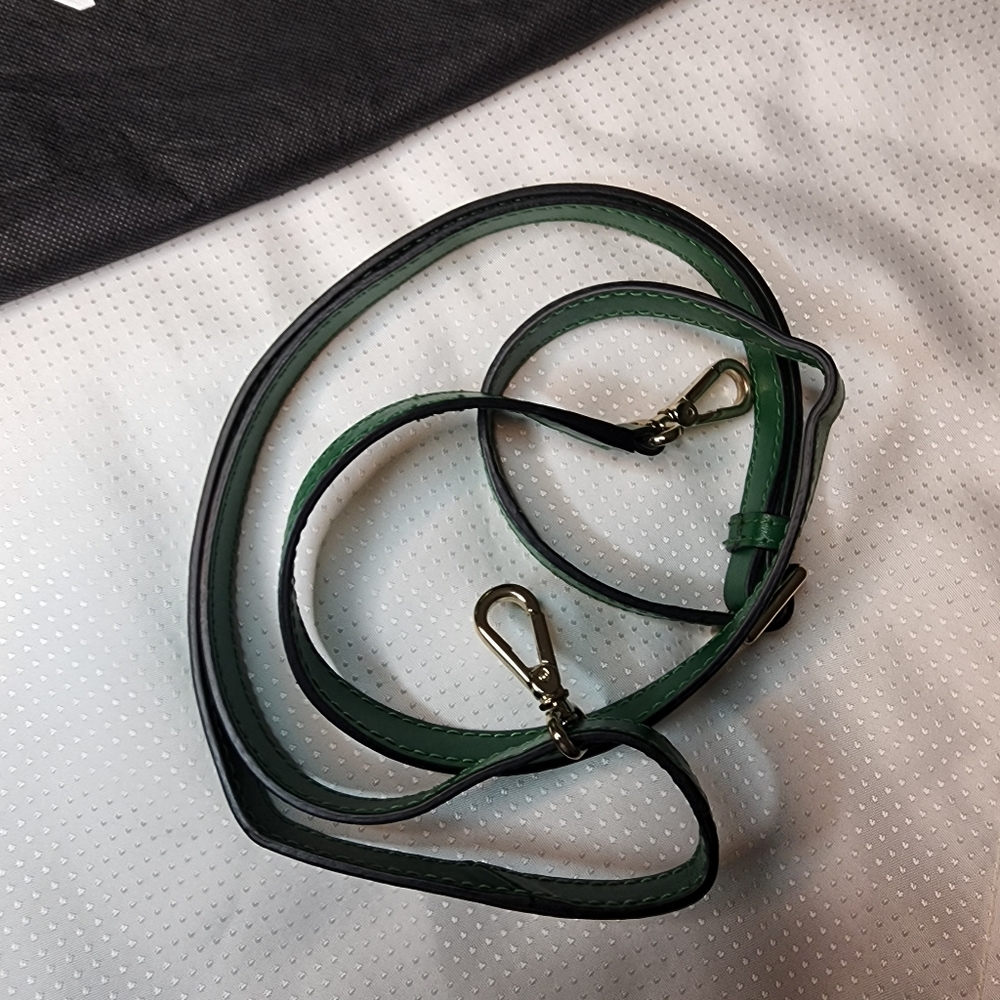 Danier Leather Bucket Bag - Picture 2 of 14